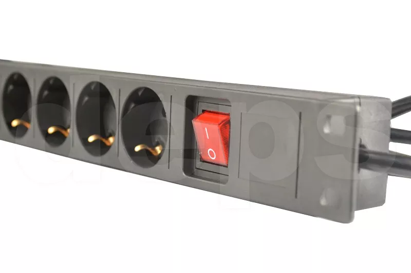 Блок мережевих розеток PDU19-8E-LS