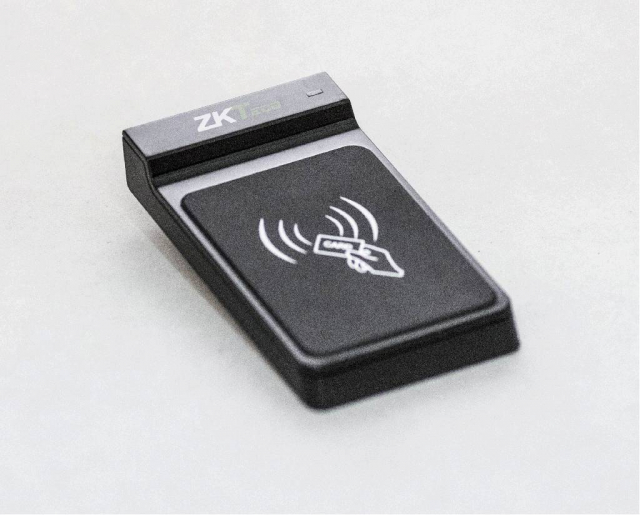 ZKTeco CR20M USB-зчитувач карток Mifare